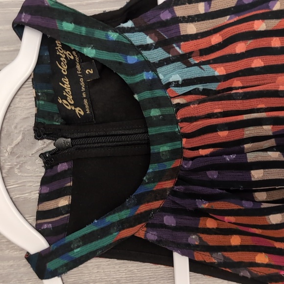 Vibrant dress - Picture 2 of 4